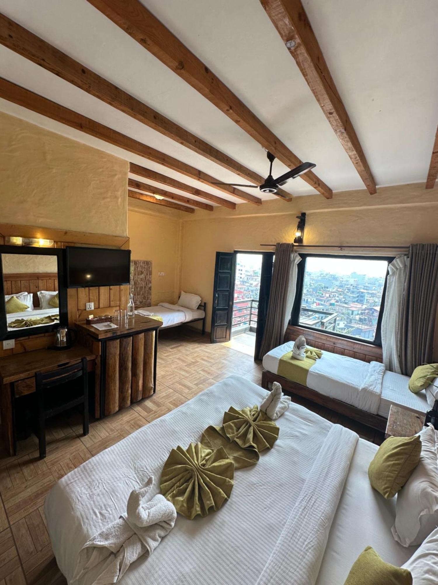 Homeland Forest Villa Pokhara Bagian luar foto